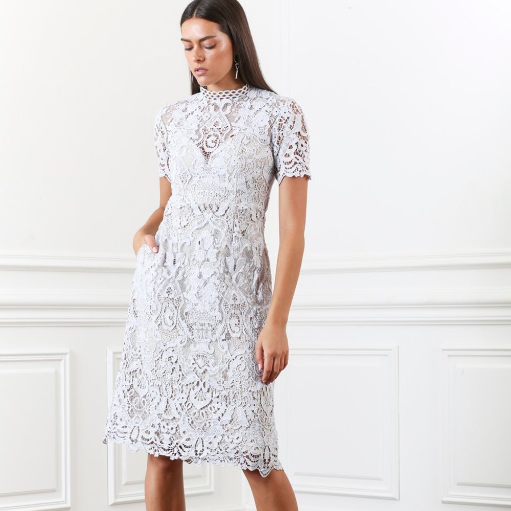 Shilla lace dress in grey